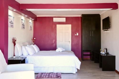 Hostal Joy Guest House Mabote