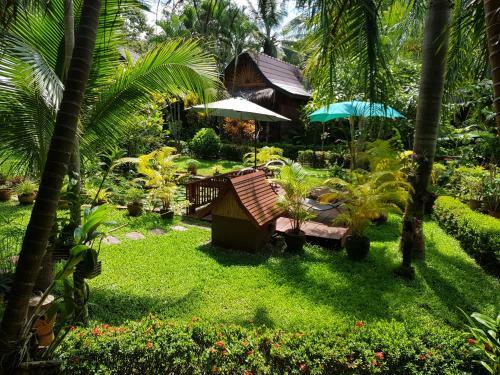 Hostal Thongbay Guesthouse