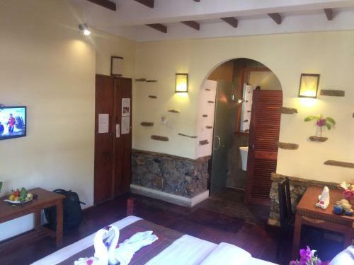 Hostal Chaluenxay Villa