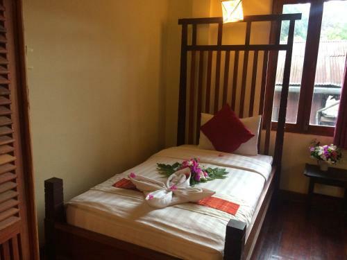 Hostal Chaluenxay Villa