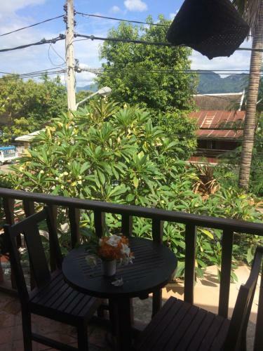 Hostal Chaluenxay Villa