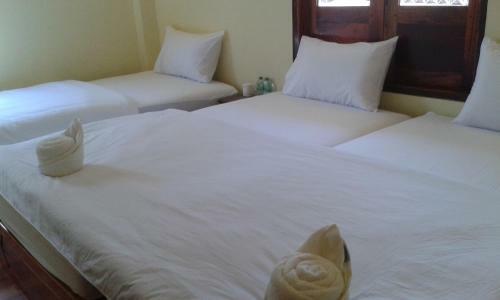 Hostal Thip Phavan Guesthouse