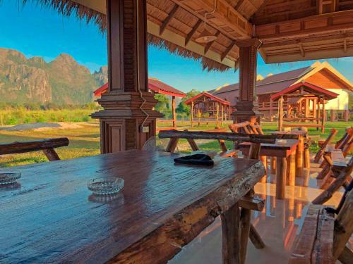 Hotel Padaeng Mountain View Resort