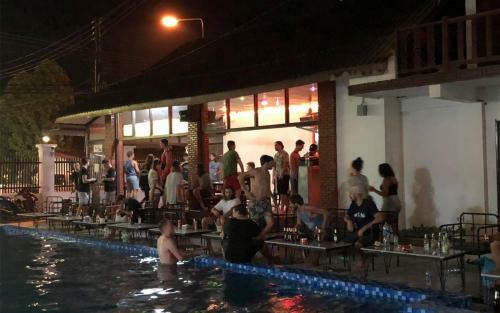 Nana Backpackers Hostel