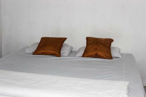 Albergue Croissant D'or Guestroom By Avalon B&B