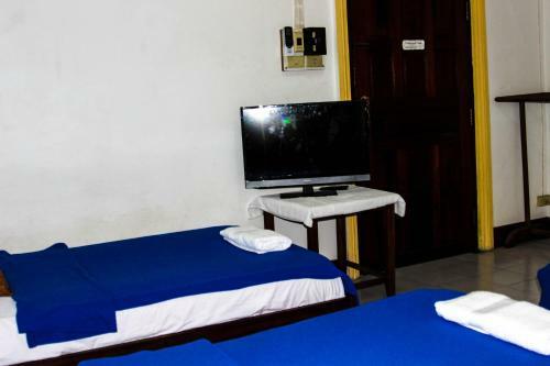 Albergue Croissant D'or Guestroom By Avalon B&B