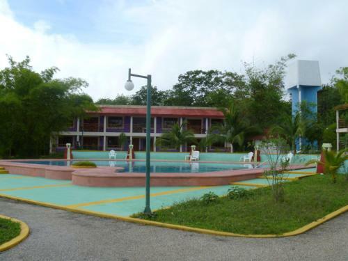 Hotel Debliz Xpujil