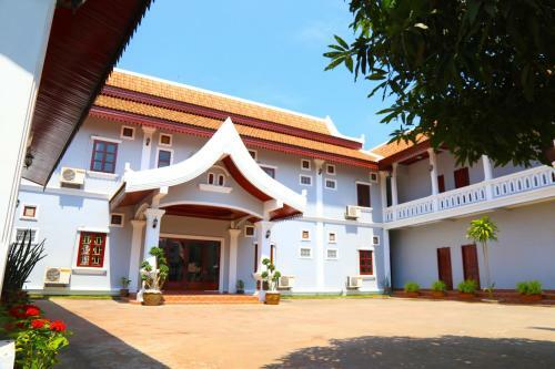 Phanom Hotel