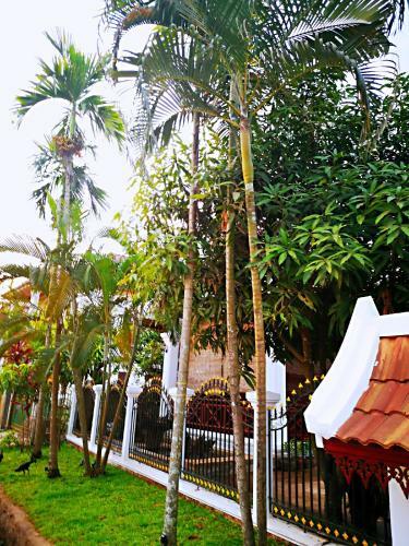 Phanom Hotel