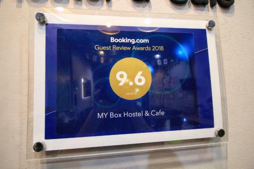My Box Hostel & Cafe