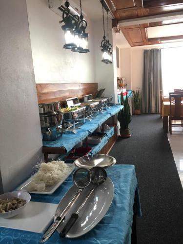 Nuttyphoy Hotel
