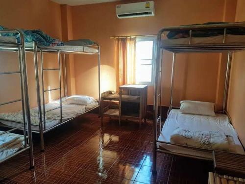 Hostal Soutchai Hostel And Tour Company