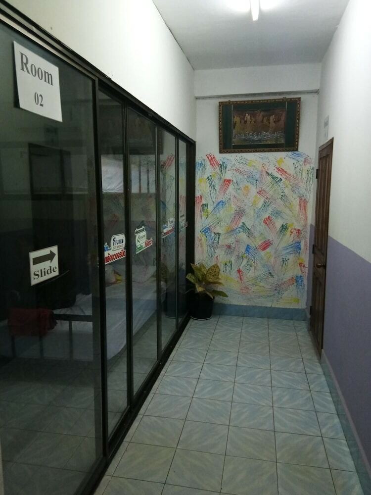 Albergue Nt Backpackers