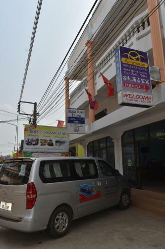 Gate Way Hostel