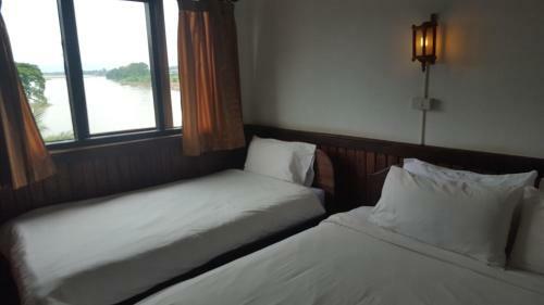 Hotel Riverside Huayxay