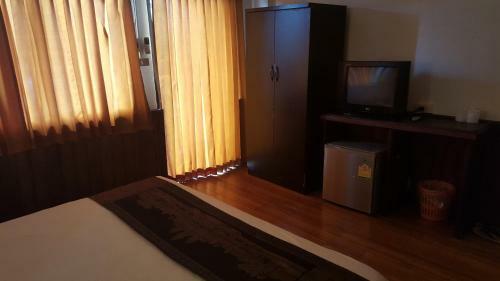 Hotel Riverside Huayxay