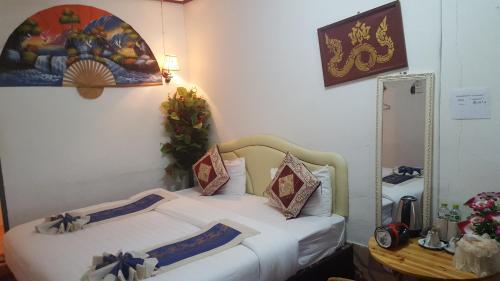 Houayxai Riverside Hotel (phonevichit Guesthouse)