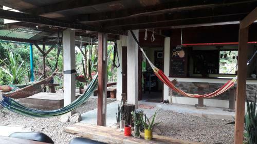 Rudi Mental Holiday Lodge
