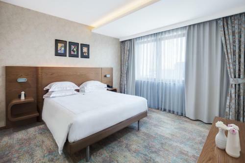 Emerald Hotel