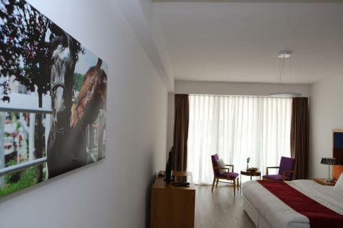Hotel Queen Vali Palace
