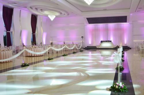 Hotel Queen Vali Palace