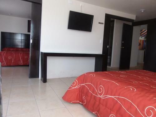 Hotel Raldos Inn