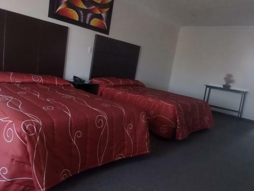 Hotel Raldos Inn