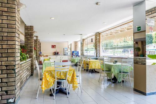 Hotel Raldos Inn