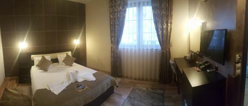 Abi Hotel