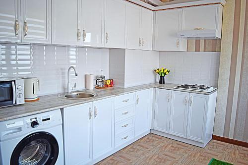 Apartment Kievskaya 114/2