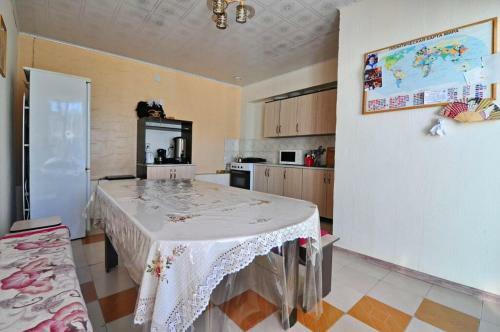 Apple Hostel Cholpon Ata