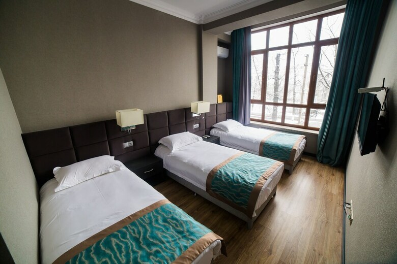 Hotel L`mira