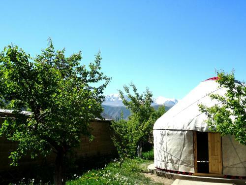 Guesthouse Gulmira