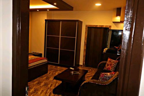 Al Riyati Hotel Apartments