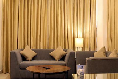 Aparthotel Downtown Hotel