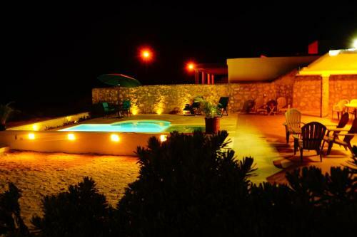 Hostal Casa Lago Dominguez On The Beach