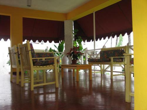 Apartamento Chrisanns Beach Resort Apt 21