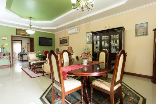 New Kingston Guest Apartment At Inglaterra I