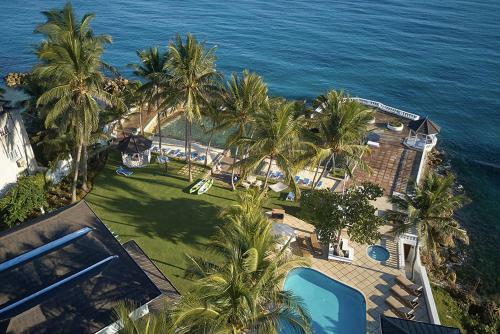 Coral Cay Villas