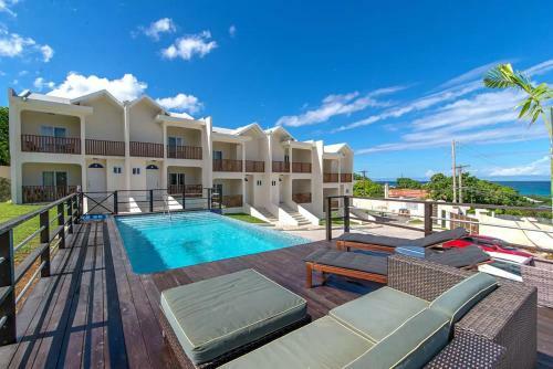 Luxury 2br Home Facing Beach W/pool Montego Bay #3