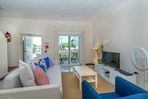 Apartamento Luxury 2br Home Facing Beach W/pool Montego Bay #5