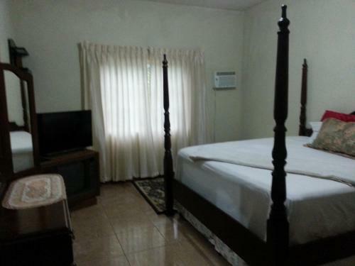 Glenrock Hotel Limited