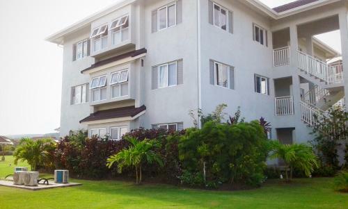 Fern Court Apartment @ Richmond