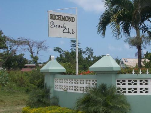 Sea Breeze Villa @ Coolshade
