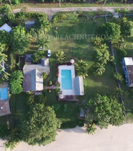 Fantasy & Beachnut Villas