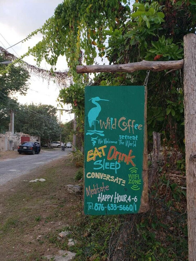 Hotel Wild Coffee Retreat