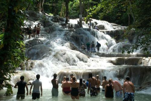 Villa Ocho Rios Under The Coolshade III