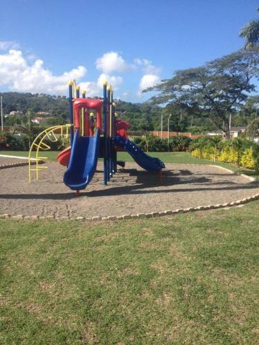 Great Escape, Ochi Rios