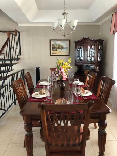 Bed & Breakfast Executive Townhouse