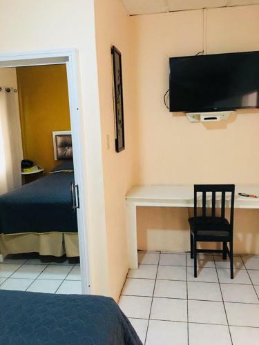 Sunset Inn Apartment Hotel